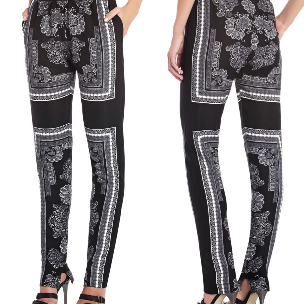 BCBGMAXAZRIA Printed Pant